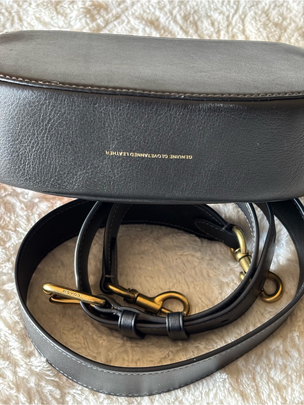 Coach Harley Crossbody (Large) in Black and Gold - Picture 3 of 9